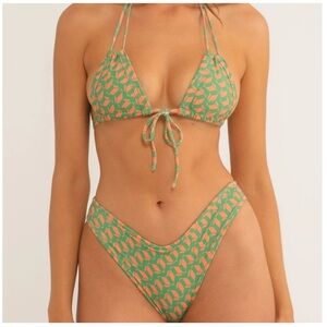 NWT MONTCE LULU BOTTOM IN GEO (L)